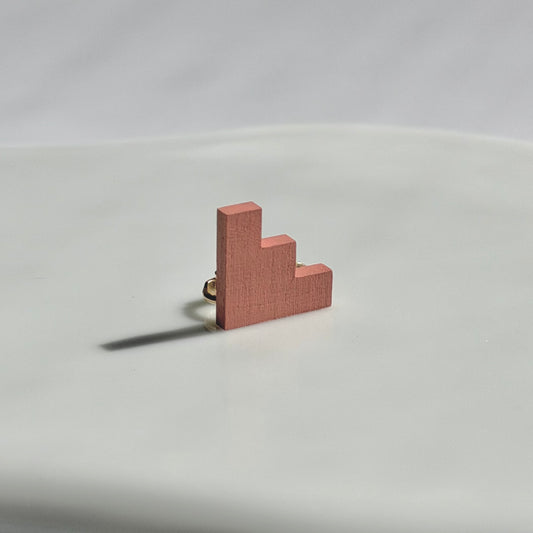 ステアーズイヤリング　カメオピンク