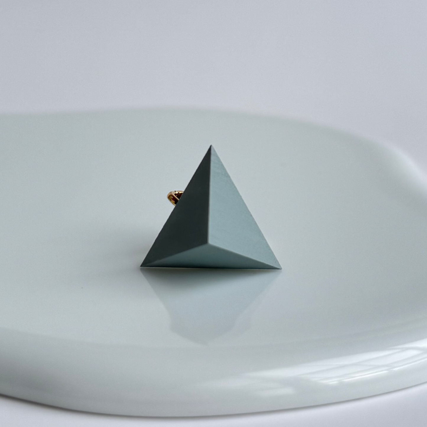 正三角形イヤリング　フォッグ