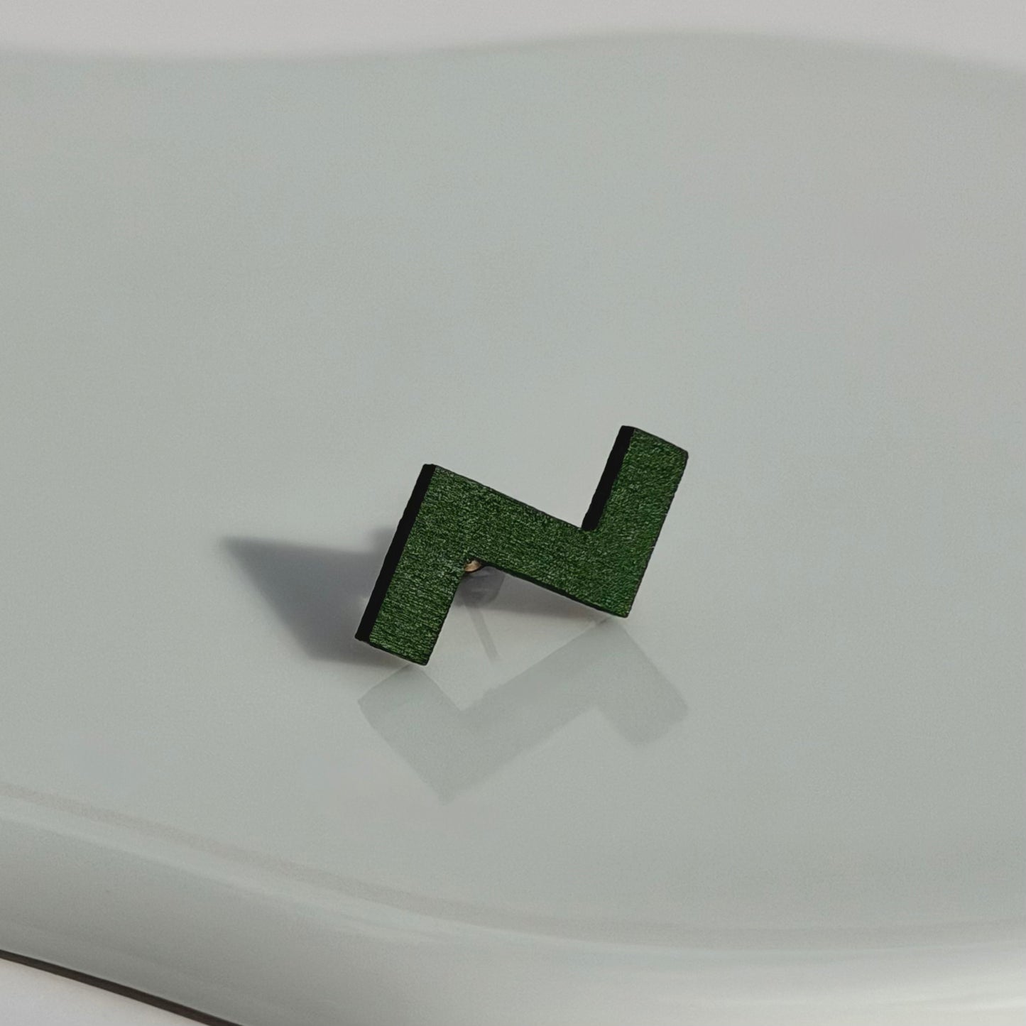 ステップピアス　フォレストグリーン